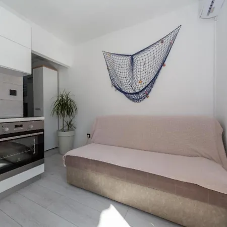 Appartamento Forest Breeze Biograd Na Moru